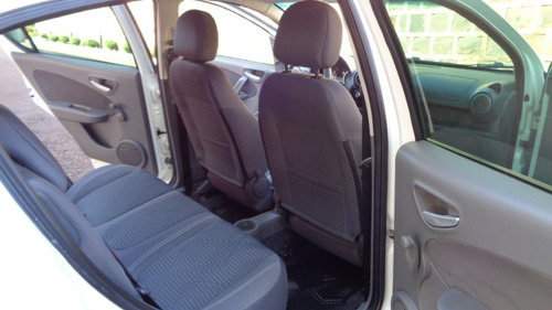Imagem 11 de 23 de Fiat Palio Attrative 1.4 2016 Xaxim/sc