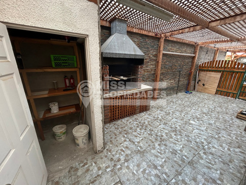 Se Arrienda Casa En Condominio Los Exploradores