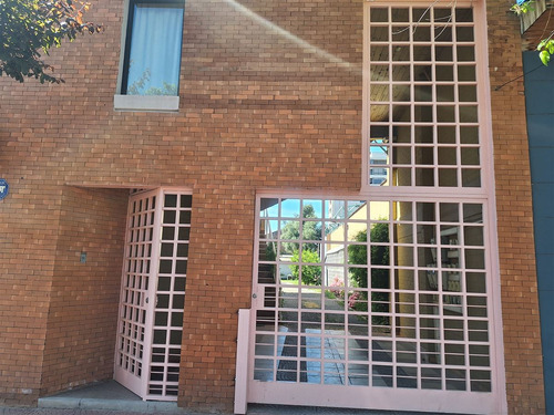 Departamento En Arriendo De 1 Dorm. En Los Andes