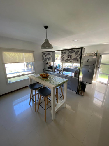Imagen 4 de 14 de Hermosa Casa 4 Ambientes Con Pileta En Brickland Canning
