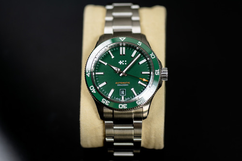 Relógio Christopher Ward C60 Trident Pro 300 Automatic Prateado