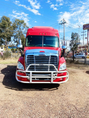 Imagen 8 de 15 de Tractocamion Cascadia 2012 Placas Federales