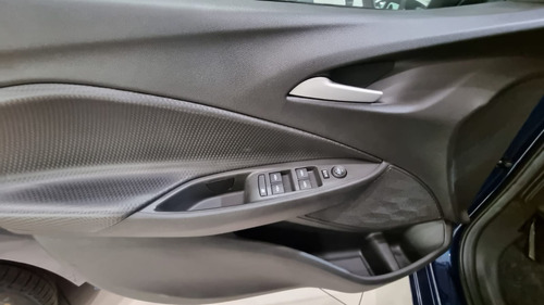Imagen 11 de 19 de Chevrolet Onix Lt Tech Manual Ld #5