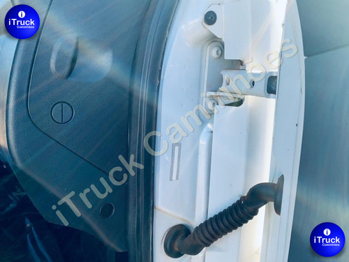 Mb 1316 Accelo 6x2 Ano 2021/2022 Plataforma Hidr. 9 M. =1319