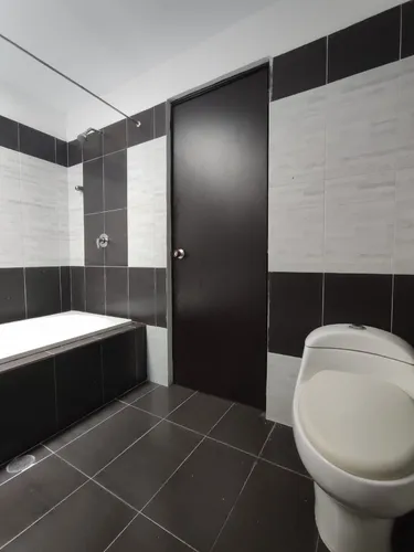 Casa En Arriendo En Los Pinos. Cod A21476