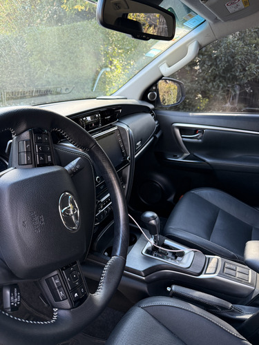 Toyota SW4 2.8 Tdi Diamond 4X4 6At 7As