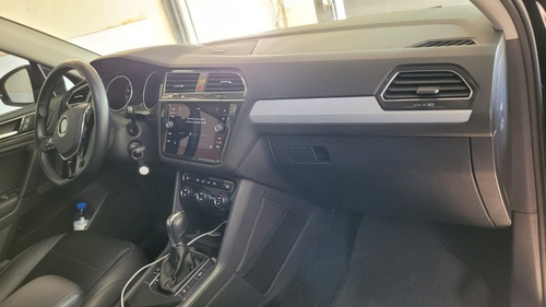 Imagem 13 de 15 de Volkswagen Tiguan Allspace 2018 1.4 250 Tsi Flex 5p
