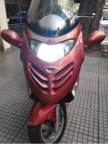 Kymco Grand Dink 250