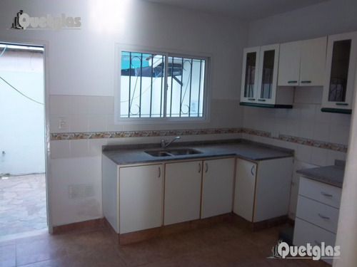 Alquiler Dúplex Con Patio Y Garaje En Villa Dominico
