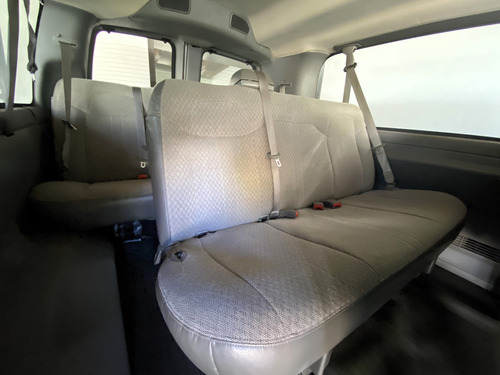 Chevrolet Express 6.0ls C 15 Pas At