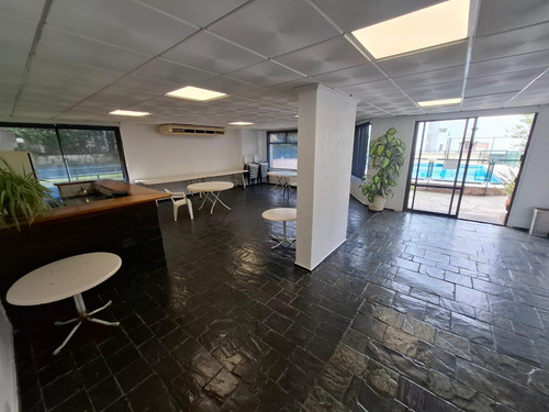 Departamento De 2 Ambientes Con Cochera En Venta En Olivos