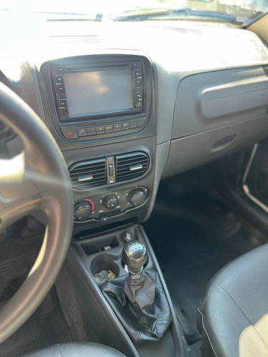 Fiat Strada 1.4 Hard Working Cab. Dupla Flex 3p