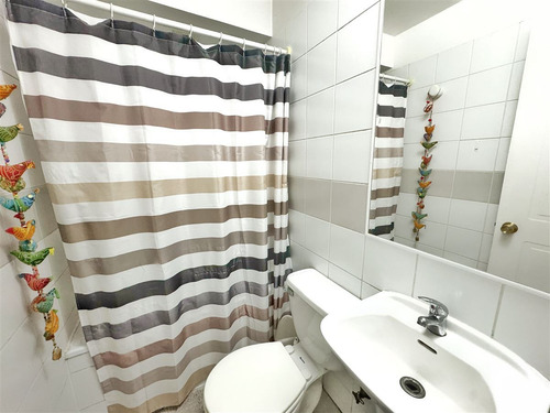 Casa En Arriendo De 4 Dorm. En Huechuraba