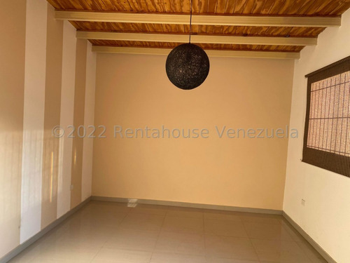 Imagen 3 de 30 de Casa En Venta Los Palos Grandes 23-5655 María José Diaz +58 424-1747490