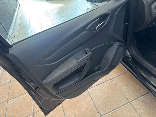 Chevrolet Onix 1.4 Lt 5p