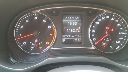 Audi A1 1.4 Tfsi Attraction S-tronic Pneus Novos Impecável!