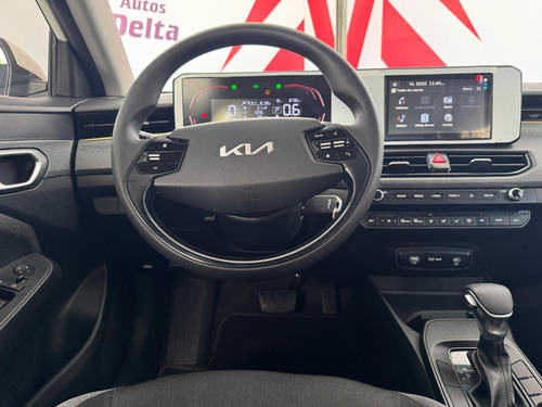 Kia K3 1.6 L Sedan At