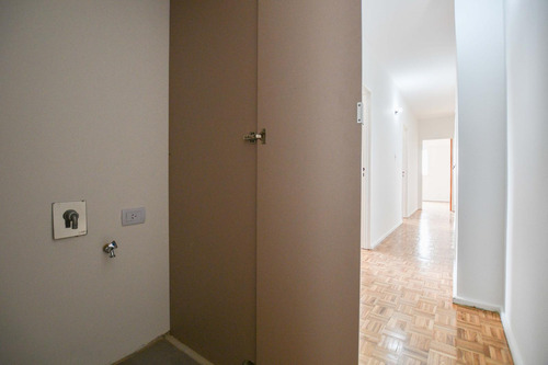 Departamento 3 Dormitorios En Venta En Calle 33 Entre 18 Y 19 La Plata