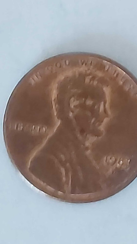 Moneda 1983 D