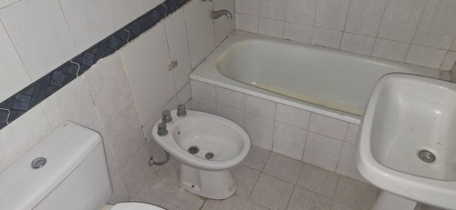 Venta Dpto 2 Dorm Con Balcon Y Lavadero B° Norte