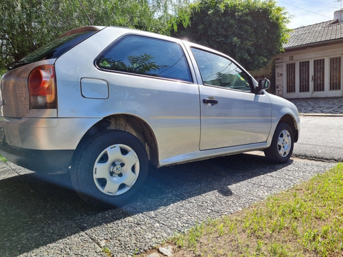 Volkswagen Gol 1.6 I Power 701 2010