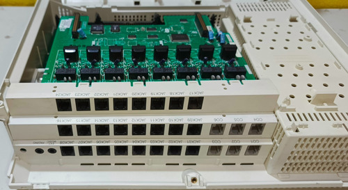 Conmutador Panasonic Kx-tes824 8 Lín 24 Extensiones (Usado)