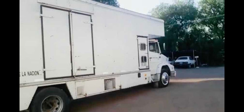 Mercedes Benz 1215 Con Caja Y Plancha Trasera Motor Nuevo