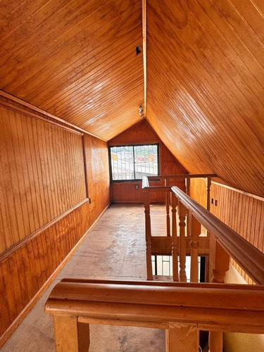 Casa En Los Fresnos, 3d, 2b Con Excelente Distribución