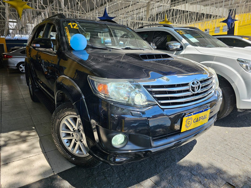 Toyota Hilux SW4 SRV D4-D 4x4 3.0 TDI Dies. Aut