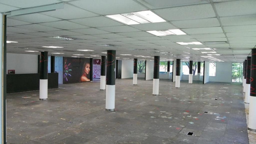 Imagen 2 de 17 de Oficina En Alquiler Martínez