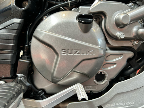 Suzuki V-strom 650 Año 2023 - Hilton Motors Co.