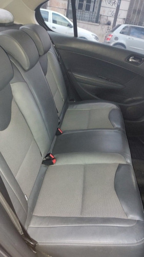 Imagen 6 de 9 de Peugeot 408 2015 1.6 Allure Plus Thp 163cv