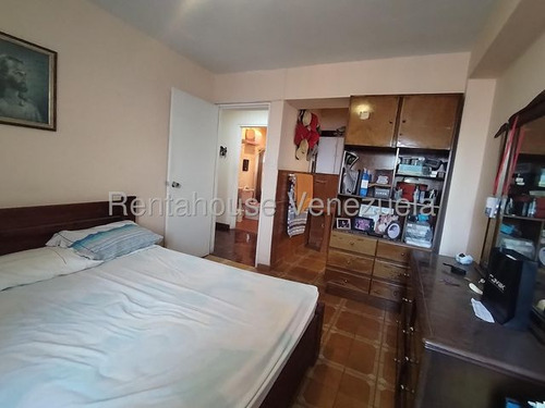 Valeria Chong Apartamento Venta Para Remodelar A Tu Gusto Barquisimeto Lara Zona Este El Parque Residencial Economico Codigo Inmobiliaria Rent-a-house 25-24629