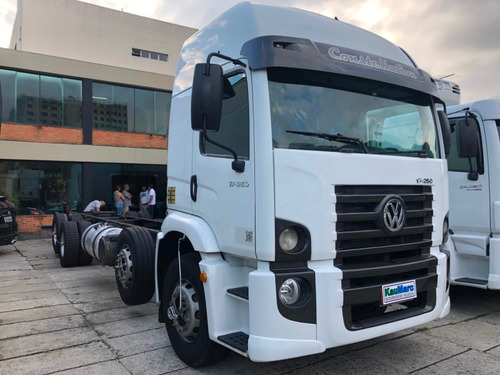Vw 17-250 Consteletion Teto Alto 2008 8x2 Ñ 24-250