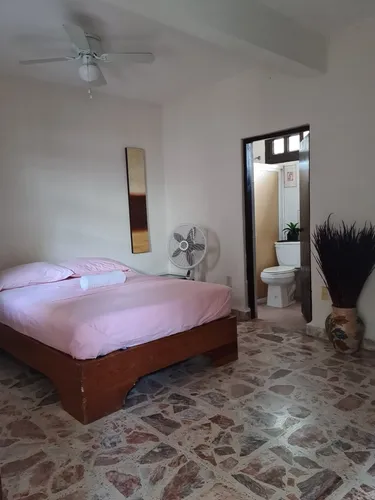 Hermosa, Grande Y Fresca Casa A Siete Minutos De La Playa