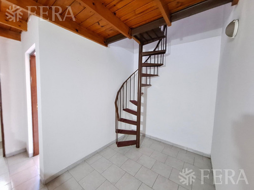 Venta De Ph 3 Ambientes Con Cochera En Wilde