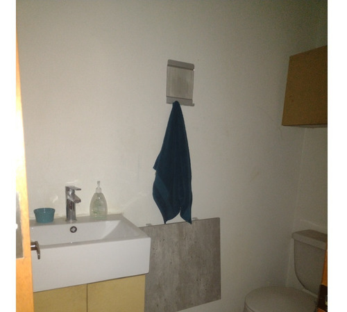 Oficina Con Excelente Ubicación En Ahumada