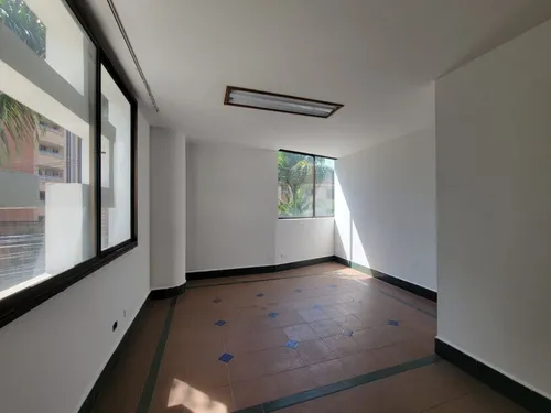 Oficina En Venta En Laureles. Cod V17276