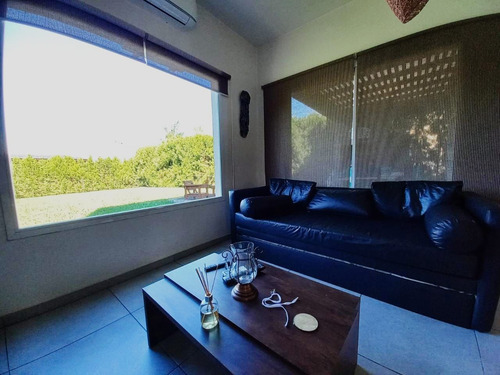 Imagen 9 de 29 de Casa En Venta En San Alfonso - Pilar Del Este