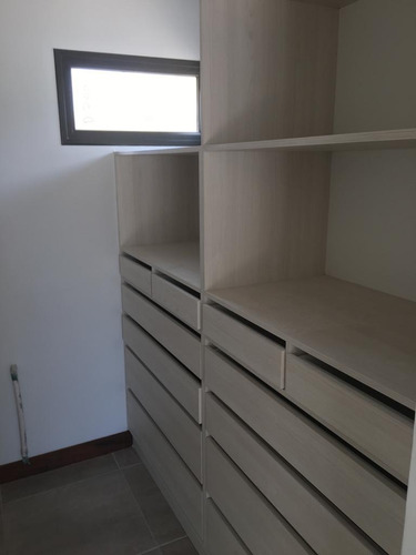 Imagen 13 de 14 de Casa En Barrio Pórtico Del Sol 2