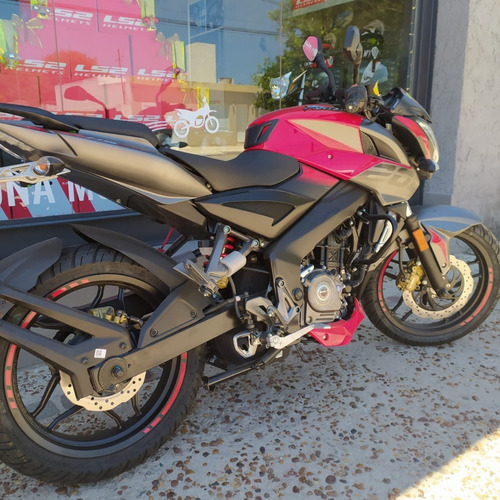 Imagen 9 de 12 de Bajaj Rouser Ns200