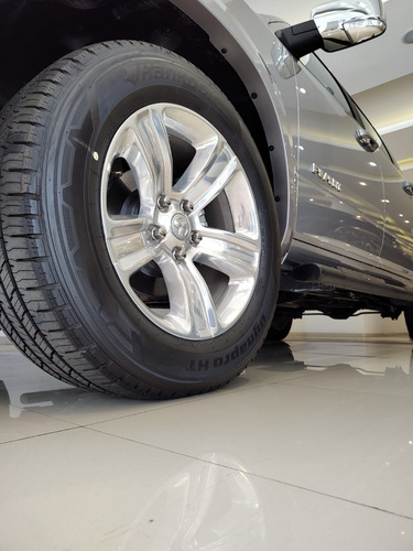 Imagen 4 de 16 de Ram 1500 Laramie 5.7l Automatica At8 4x4 $