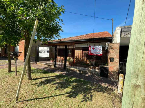 Chalet En Venta En Ezpeleta Este