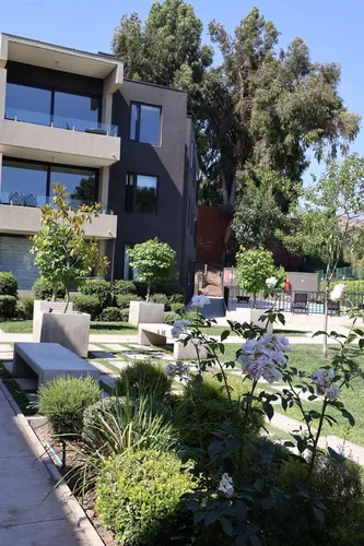 Departamento En Arriendo De 2 Dorm, 2 Baños ,