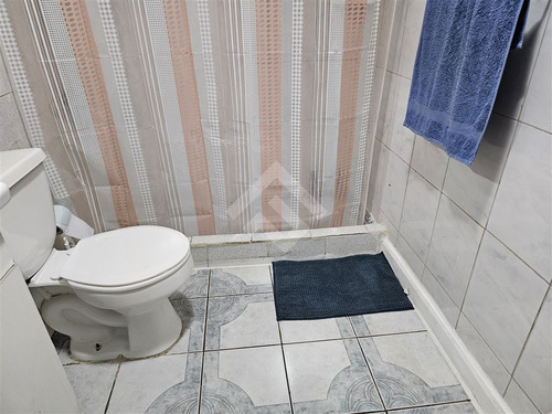 Casa En Venta De 4 Dorm. En Lo Prado