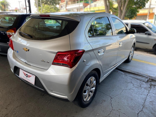 Chevrolet Onix 1.0 Lt 5p