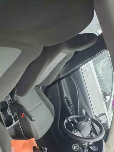 Chevrolet Onix 1.0