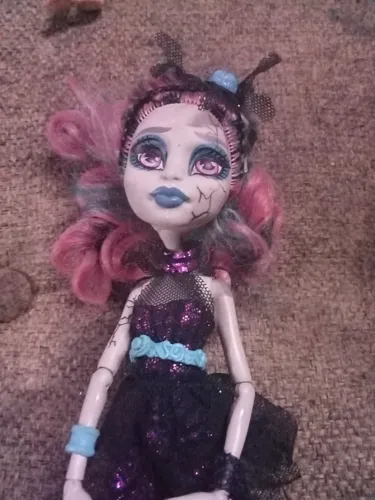 Monster high zombie sales shake dolls