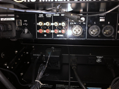 Behringer Vmx1000usb. Mezcladora Profesional Para Dj (Usado)