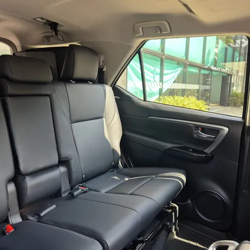 Toyota Fortuner 2.7 Srv Street Aut